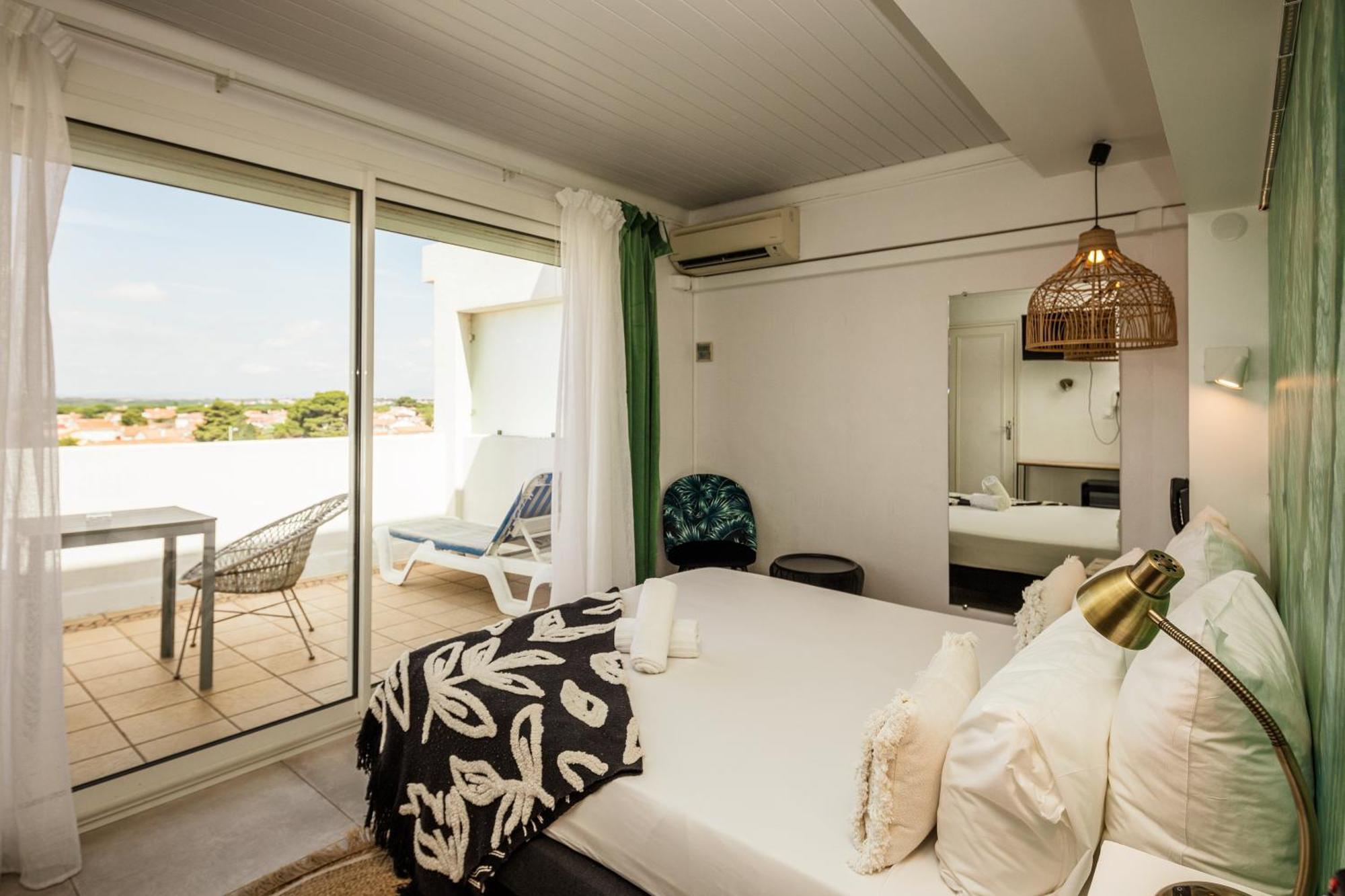 Hotel Les Sables - Urban Style - By Logis Hotels Canet-en-Roussillon Εξωτερικό φωτογραφία